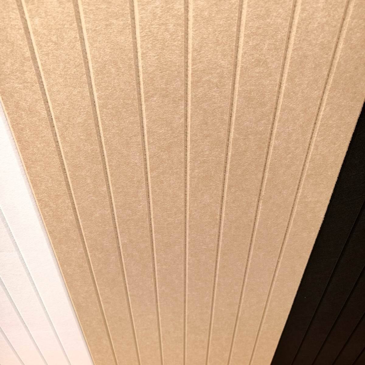 Bilnora à motif rayé 120 × 60 × 0,9 cm pour combiner absorption acoustique, amélioration du confort sonore et décoration murale contemporaine