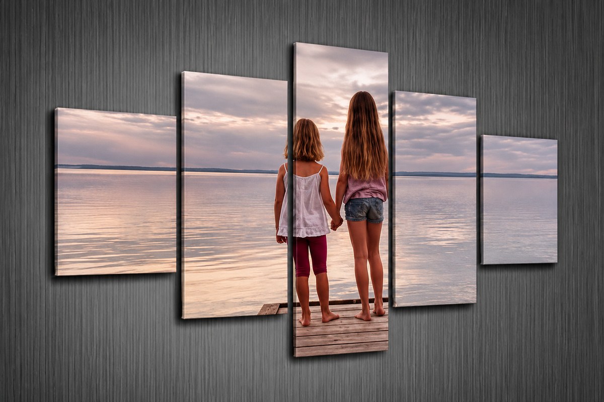 Création d’un mur de souvenirs avec plusieurs panneaux acoustiques imprimés aux dimensions personnalisées