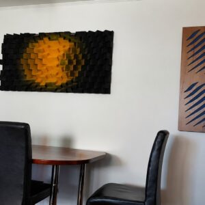 Diffuseur acoustique mural grand format pour préserver l’énergie du son sans créer une acoustique excessivement mate Diffuseur acoustique mural grand format pour préserver l’énergie du son sans créer une acoustique excessivement mate