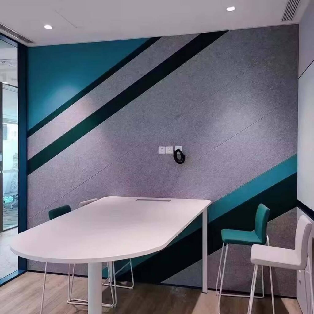 Idées de panneaux acoustiques pour le bureau à domicile revêtement mural avec des produits en feutre