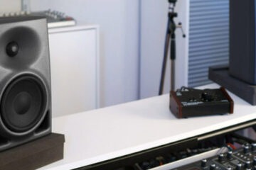 Neumann-KH-120-studio-monitor-main-pic-1-460x460