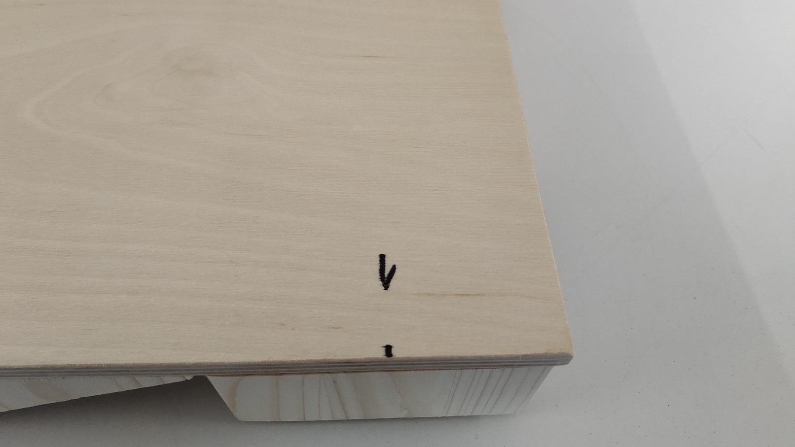 Panneau acoustique avec face avant plaquée 100 x 58,5 x 8–13 cm - installation