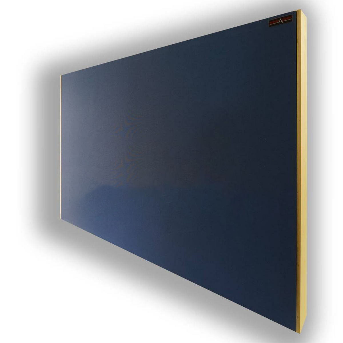 Traitement acoustique du plafond avec absorbeurs à large bande pour réduire efficacement la réverbération