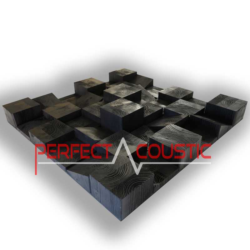 Diffuseur sonore Cube noir présenté en perspective, avec des blocs de bois de hauteurs variées et les cernes du bois visibles sur leur surface.