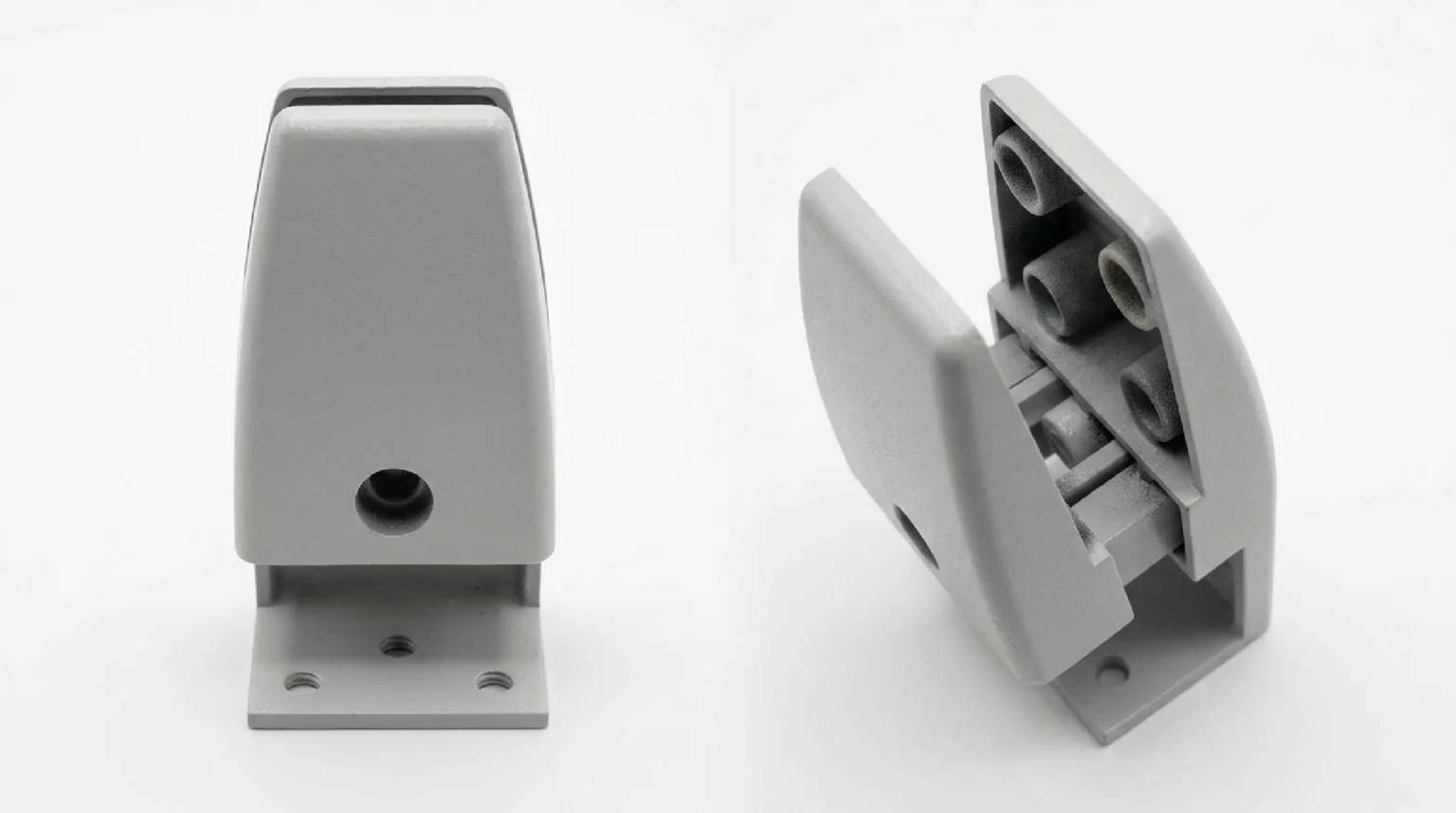 Support L-Clip pour cloison de bureau Bilnora avec embase de fixation, présenté sous plusieurs angles mettant en évidence le système de serrage et la platine destinée à une fixation renforcée.