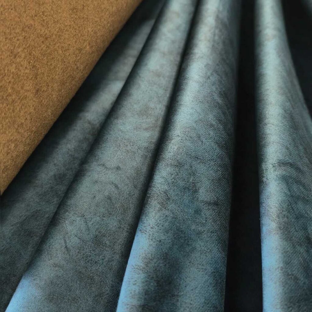 Tissu Ditto recto verso d’un rideau de porte d’entrée en gros plan