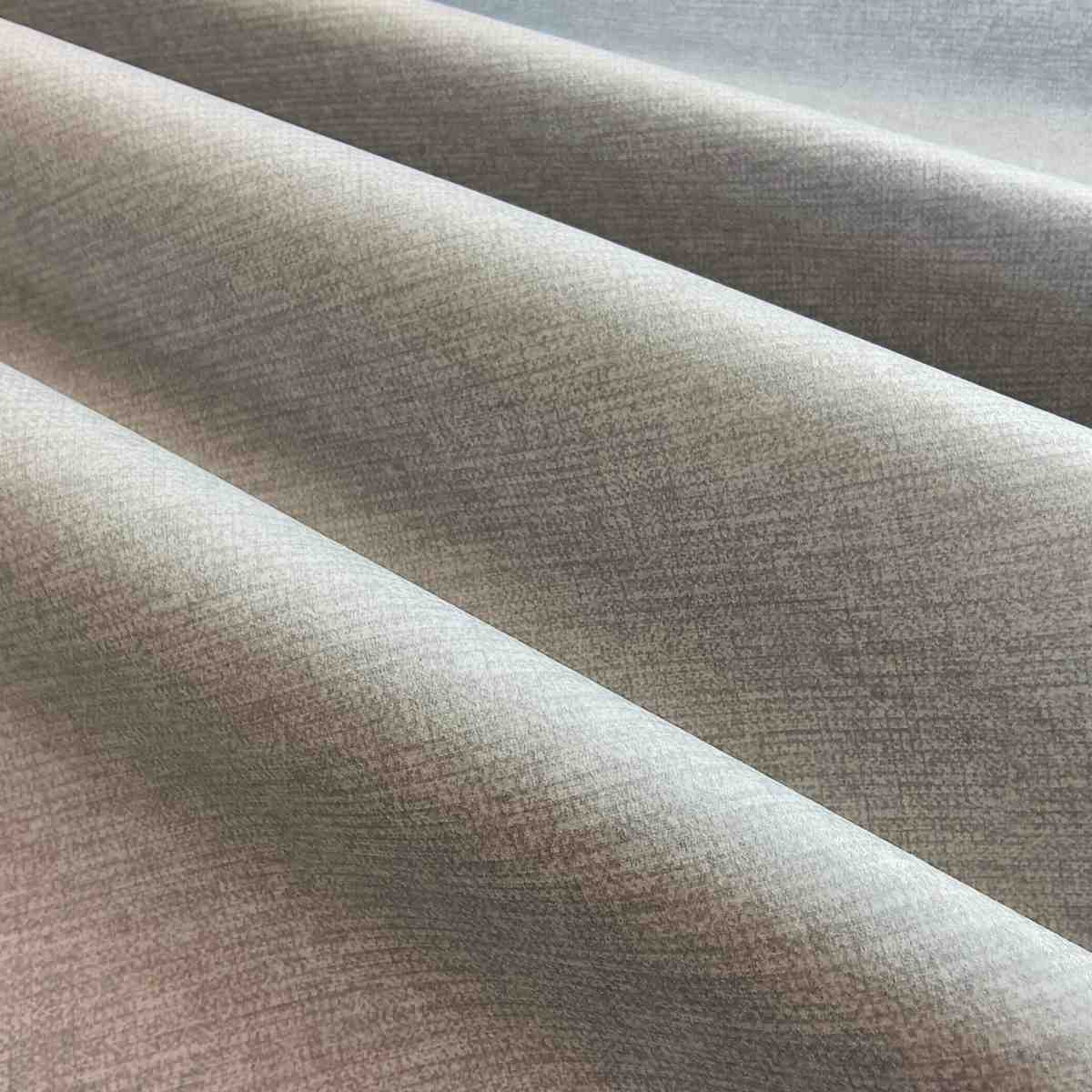 Tissu Ross plié montrant sa souplesse et sa texture